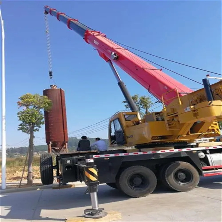 营山专业吊车租赁多少钱